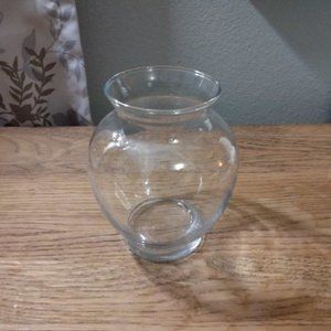 Beautiful Vintage Flower Vase